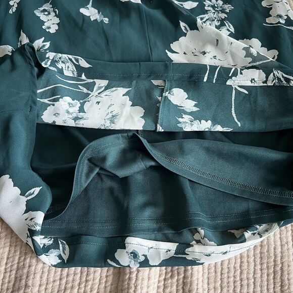 Lulu’s Flirtatious Essence Emerald Green Floral Lace Up Midi Dress Sz. Large - Picture 9 of 12